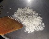 A picture of step 5 of Caramelized gems bite.