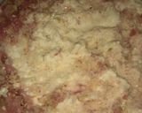 A picture of step 3 of Cheesy suji wrap roll.