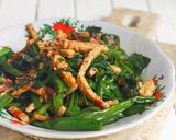 Foto langkah ke 5 dari resep Tumis Genjer Tempe.