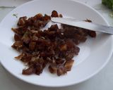 Foto del paso 5 de la receta: Ensalada con carlota, atún, dátiles y otros, con yogurt