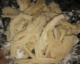 Foto langkah ke 2 dari resep Jamur Crispi ala Pemula.