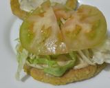 Foto del paso 6 de la receta: Arepa🫓rellena🥯de berenjena🍆tatemada, cebolla🧅caramelizada y pollo🍗🥙🥗