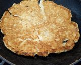 A picture of step 2 of Oat omelette for kids lunch.