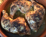 Foto del paso 2 de la receta: Contramuslos con cebollino en cazuela de barro