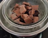 A picture of step 3 of Chocolate Praline Tart.