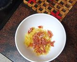 Foto del paso 1 de la receta: Bocadillo de tortilla de papas de paquete y jamón serrano