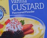 A picture of step 2 of Fruit trifle.