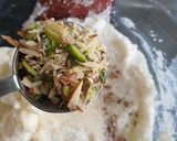 A picture of step 5 of Chena Poda.