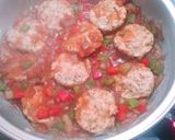 A picture of step 6 of Kafta (meatballs with herbs and spices).