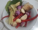Foto langkah ke 1 dari resep Ati Ampela Semur Pedas.