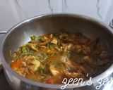 A picture of step 2 of Chicken with Flat Beans.