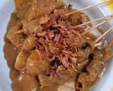 Foto langkah ke 7 dari resep Katupek Sate Kuah Kuning.