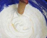 A picture of step 2 of Custard Cookies.