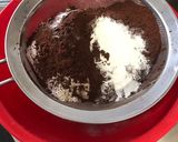 Foto langkah ke 2 dari resep Moist Chocolates Cakes.