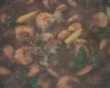 Foto langkah ke 6 dari resep Udang Kemangi Lada Hitam Saori.