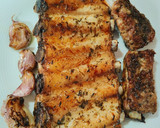 Foto del paso 5 de la receta: Costillar de cerdo al horno con ajos y chimichurri