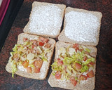 Foto del paso 2 de la receta: Sándwich de pechuga de pavo, ensalada, huevo duro y mayonesa