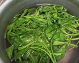 Foto langkah ke 1 dari resep Kangkung Sambal.