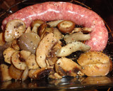 Foto del paso 2 de la receta: Butifarra con setas al horno