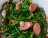 Foto langkah ke 3 dari resep #268 Tumis Buncis Sosis Saus Tiram (Menu Anak).