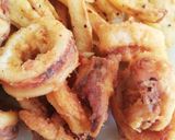 A picture of step 5 of Fried Calamari.