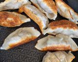 Foto del paso 7 de la receta: Gyozas o empanadas chinas