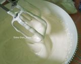 Foto langkah ke 4 dari resep Jelita Bolu Gulung.