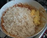 A picture of step 3 of Pineapple rice.