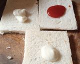 A picture of step 2 of Shami kabab sandwich.