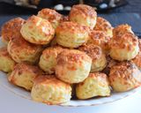 A picture of step 3 of Grandma's cheesy treat.