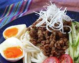 A picture of step 5 of Zha Jiang Mian-Style Udon with Meat Miso.