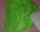 Foto langkah ke 2 dari resep Sagu keju pandan.