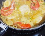 Foto del paso 5 de la receta: Merluza en salsa