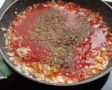 Foto del paso 2 de la receta: Chuleta de cerdo con salsa de tomate y queso gorgonzola