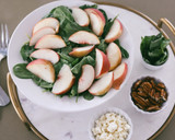 Foto del paso 2 de la receta: Ensalada con Durazno y Queso Feta! 🍑🌿