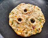 A picture of step 4 of Akki Roti.