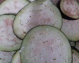 Foto del paso 1 de la receta: 🍆Berenjenas con tomate🍅 y yogur, tipo afgano 🇦🇫