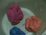 Semprit susu ulet rainbow.