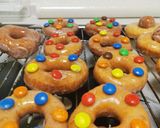 A picture of step 8 of Donuts with sugar Glaze.