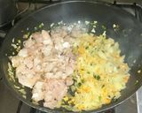 Foto del paso 2 de la receta: Sorrentinos de pescado, con salsa bolognesa de merluza