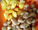 A picture of step 5 of Soya chunks curry.