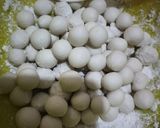 Foto langkah ke 2 dari resep 87.Bubur Hintalu Karuang Kuah Tape Singkong.
