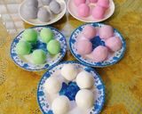 A picture of step 4 of Five-Color Glutinous Rice Dumplings in Ginger Syrup (Chè Trôi Nước Ngũ Sắc).