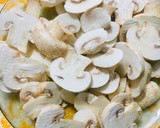 Foto del paso 1 de la receta: 🍜PASTA SECA🍜 (TALLARINES) 🍜CON SALSA CREMOSA DE 🍄🍄CHAMPIGNONES 🍄