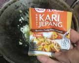 Foto langkah ke 1 dari resep Karipap Pusing Khas Malaysia.