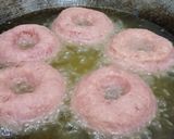 Foto langkah ke 6 dari resep Donat Ubi Ungu Tanpa Ulen.