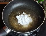 Foto langkah ke 1 dari resep Cireng kuah seblak.