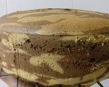 Foto langkah ke 9 dari resep Ogura zebra 4 telur...kekecilan loyang😂.