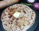 A picture of step 4 of Cilantro and Paneer Paratha.