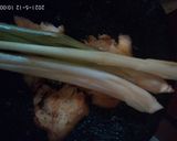 Foto langkah ke 1 dari resep Ungkep Ayam Kampung.